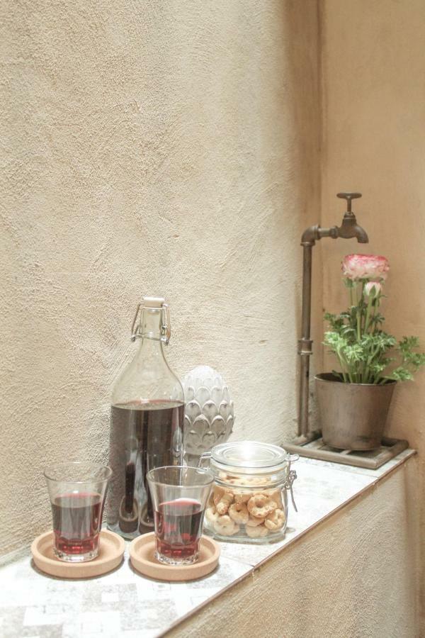 Li Suluri Bed & Breakfast Lecce Bagian luar foto